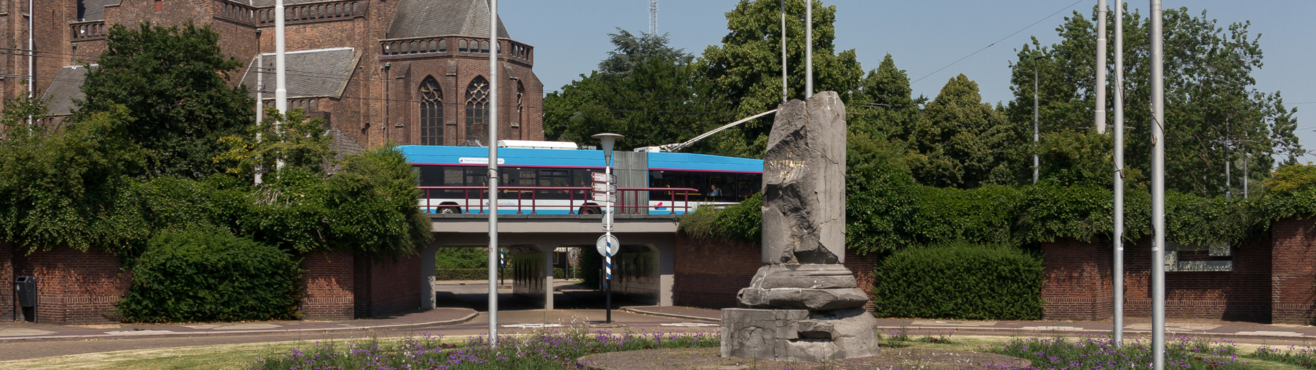 Airborne monument